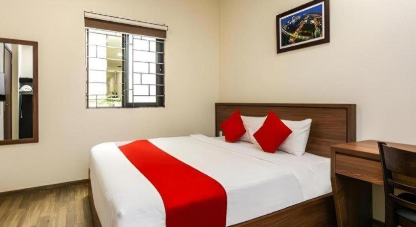 Oyo 898 Phuong Thao Hotel Nha Trang Buitenkant foto