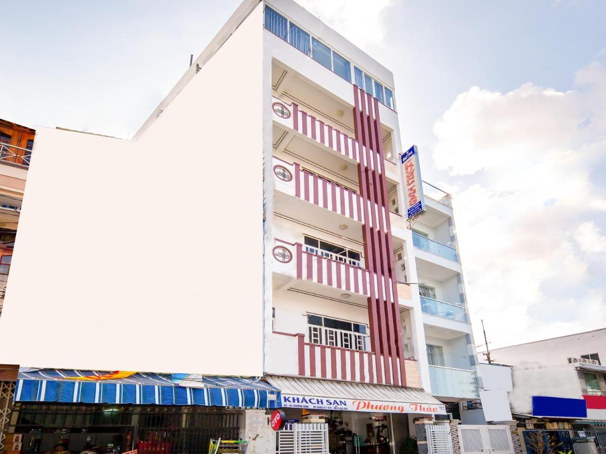 Oyo 898 Phuong Thao Hotel Nha Trang Buitenkant foto