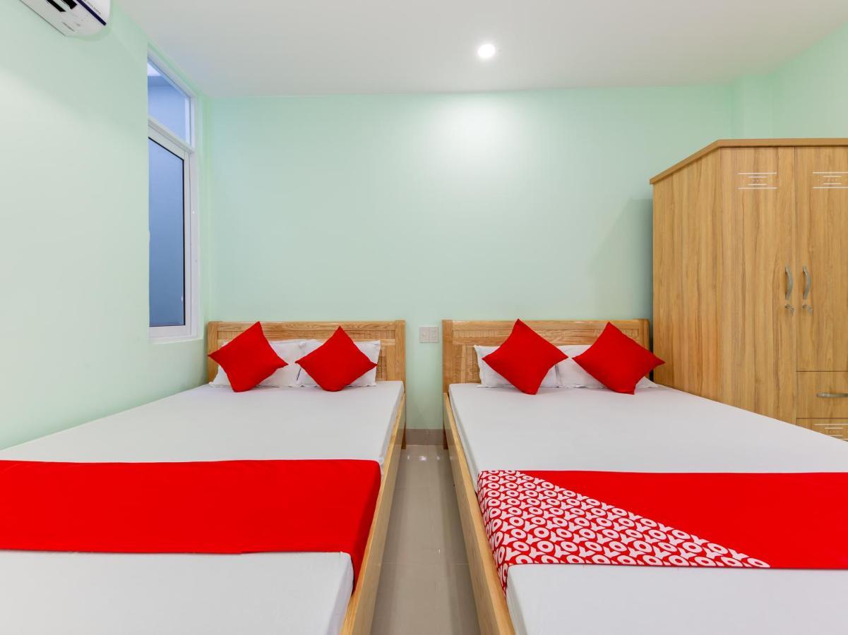 Oyo 898 Phuong Thao Hotel Nha Trang Buitenkant foto