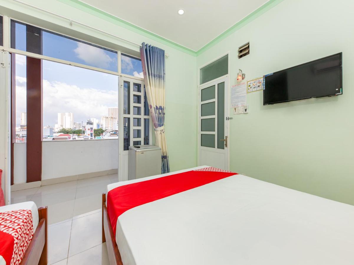 Oyo 898 Phuong Thao Hotel Nha Trang Buitenkant foto